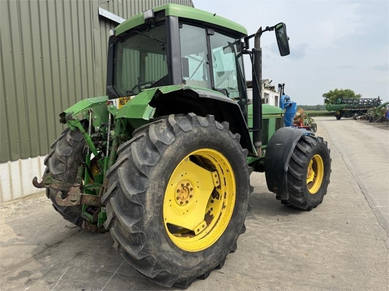 John Deere John Deere 6800 - Traktor: pilt 4 John Deere John Deere 6800 - Traktor: pilt 4