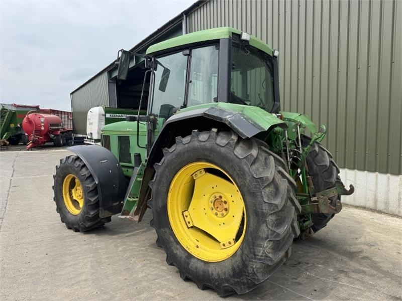 John Deere John Deere 6800 - Traktor: pilt 2 John Deere John Deere 6800 - Traktor: pilt 2