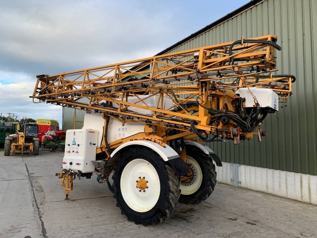 Knight 28 Meter 3800 Litre Trailed Sprayer - Järelveetav pritsija: pilt 2 Knight 28 Meter 3800 Litre Trailed Sprayer - Järelveetav pritsija: pilt 2