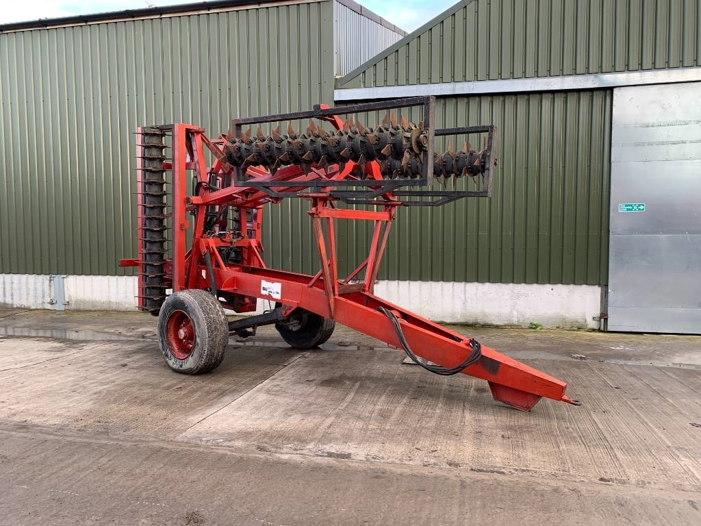 Ktwo AE-RO 10m Grassland slitter - Maaharimisseadmed: pilt 1 Ktwo AE-RO 10m Grassland slitter - Maaharimisseadmed: pilt 1