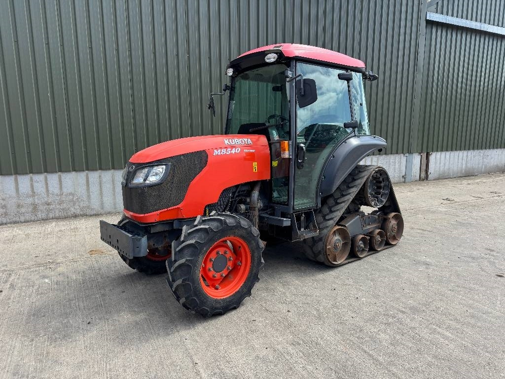 Kubota M8540 Narrow Half Track - Traktor: pilt 1 Kubota M8540 Narrow Half Track - Traktor: pilt 1