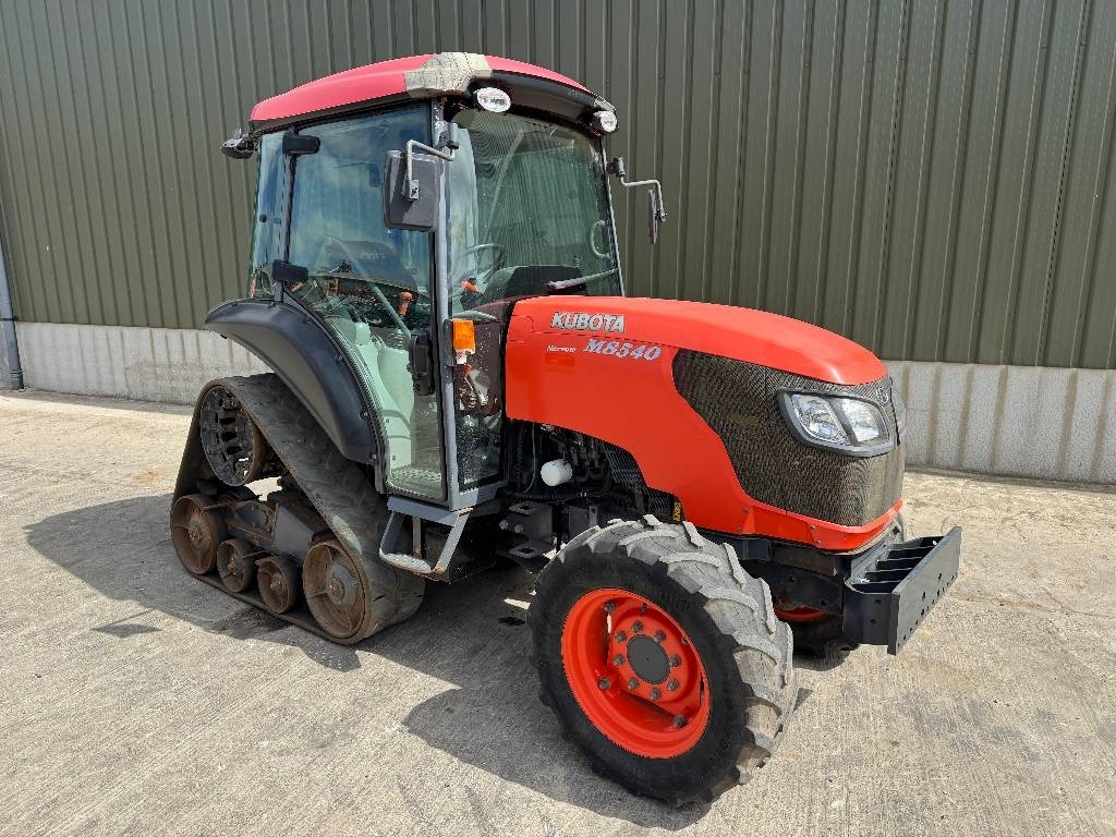Kubota M8540 Narrow Half Track - Traktor: pilt 3 Kubota M8540 Narrow Half Track - Traktor: pilt 3