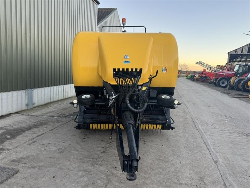 New Holland BB9060 Baler - Heinapress, kandiline: pilt 5 New Holland BB9060 Baler - Heinapress, kandiline: pilt 5
