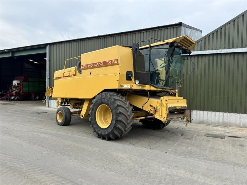 New Holland TX 36 - Koristusmasina lisad: pilt 1 New Holland TX 36 - Koristusmasina lisad: pilt 1