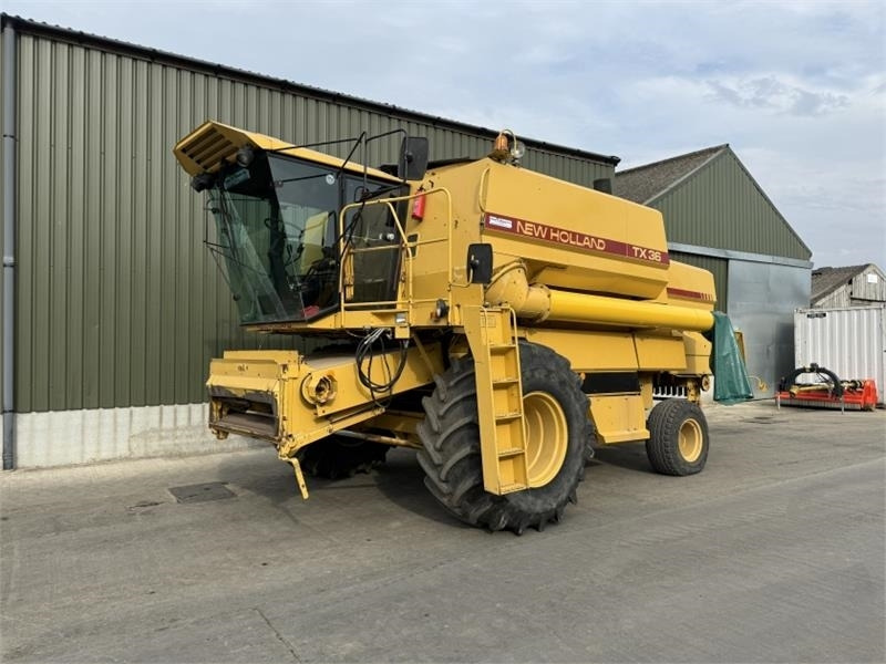 New Holland TX 36 - Koristusmasina lisad: pilt 3 New Holland TX 36 - Koristusmasina lisad: pilt 3
