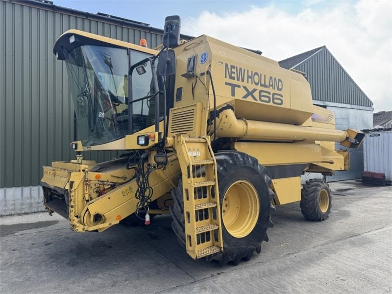New Holland TX66 Combine Harvester c/w 20ft Header - Koristusmasina lisad: pilt 1 New Holland TX66 Combine Harvester c/w 20ft Header - Koristusmasina lisad: pilt 1