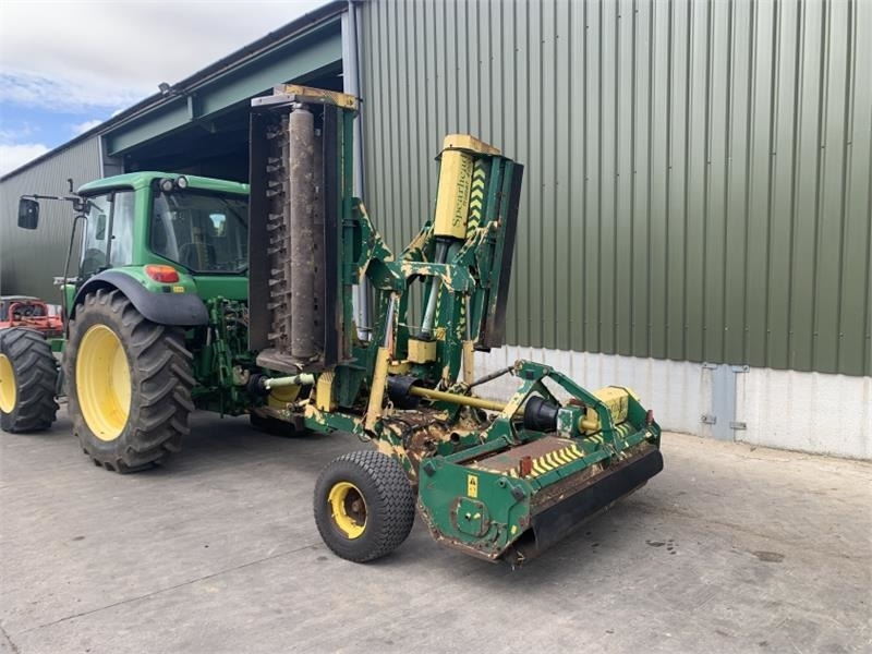 Spearhead Trident 4000 4M Folding Flail Mower - Niiduk: pilt 4 Spearhead Trident 4000 4M Folding Flail Mower - Niiduk: pilt 4