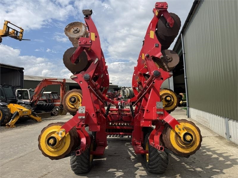 Vaderstad Carrier 820 Cultivator - Mullafrees: pilt 3 Vaderstad Carrier 820 Cultivator - Mullafrees: pilt 3