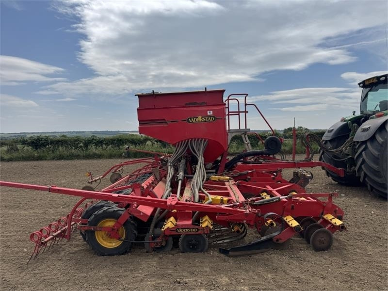 Vaderstad Rapid A800s **Video Below** - Kombain-külvimasin: pilt 2 Vaderstad Rapid A800s **Video Below** - Kombain-külvimasin: pilt 2