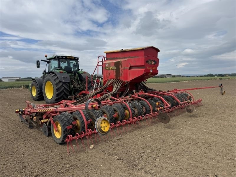 Vaderstad Rapid A800s **Video Below** - Kombain-külvimasin: pilt 4 Vaderstad Rapid A800s **Video Below** - Kombain-külvimasin: pilt 4