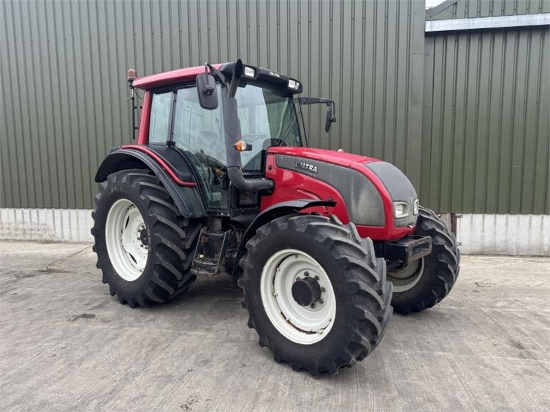 Valtra N121 Tractor - Traktor: pilt 3 Valtra N121 Tractor - Traktor: pilt 3