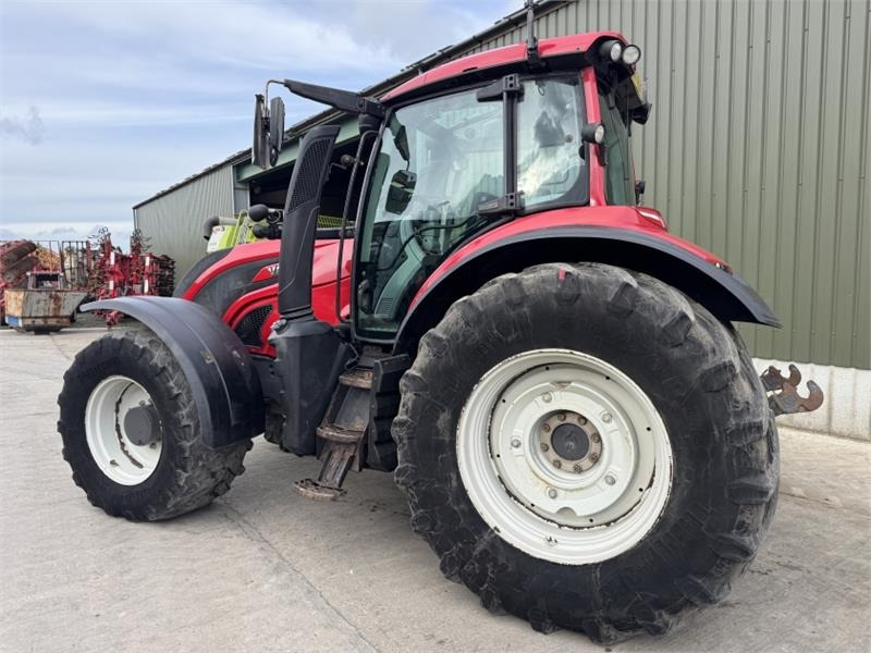 Valtra T174 Active - Traktor: pilt 2 Valtra T174 Active - Traktor: pilt 2