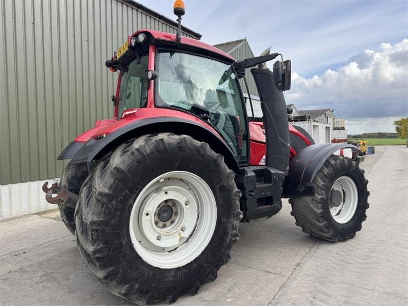 Valtra T174 Active - Traktor: pilt 4 Valtra T174 Active - Traktor: pilt 4