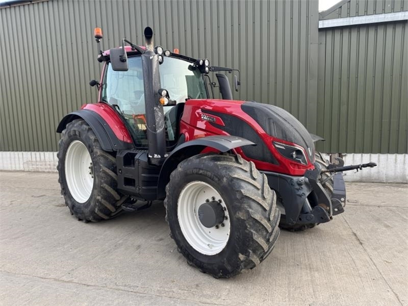 Valtra T194 Versu **50k Transmission** - Traktor: pilt 3 Valtra T194 Versu **50k Transmission** - Traktor: pilt 3