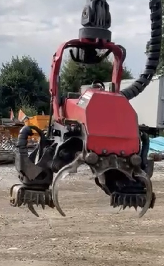 KOMATSU 911.5 / GŁOWICA C93 / CIĄGNIK LEŚNY / SERWISOWANY - Metsakoristaja: pilt 5 KOMATSU 911.5 / GŁOWICA C93 / CIĄGNIK LEŚNY / SERWISOWANY - Metsakoristaja: pilt 5
