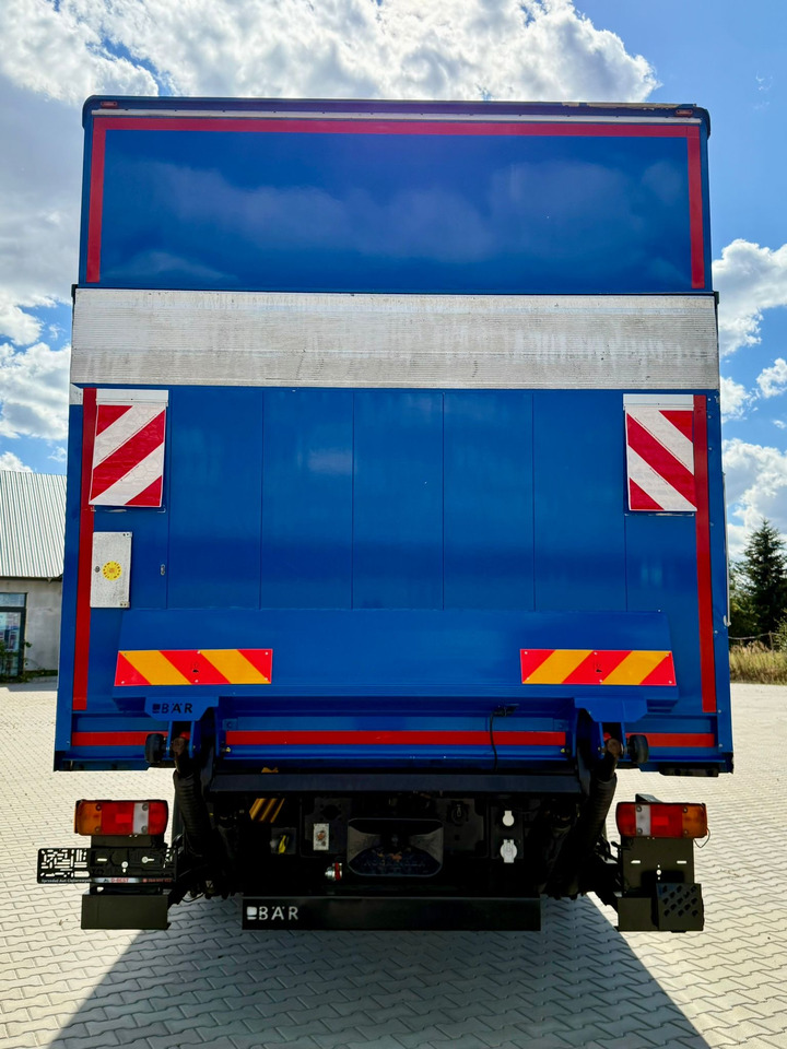 MAN TGX 26.420 / KONTENER / WINDA / 8.5 M DŁUGOŚCI / 21 EUROPALET / 6x2 / 3 OŚ PODNOSZONA I SKRĘTNA / ŁADOWNOŚĆ 14 415 KG / 2018 ROK / Z NIEMIEC - Kasti veoauto: pilt 4 MAN TGX 26.420 / KONTENER / WINDA / 8.5 M DŁUGOŚCI / 21 EUROPALET / 6x2 / 3 OŚ PODNOSZONA I SKRĘTNA / ŁADOWNOŚĆ 14 415 KG / 2018 ROK / Z NIEMIEC - Kasti veoauto: pilt 4