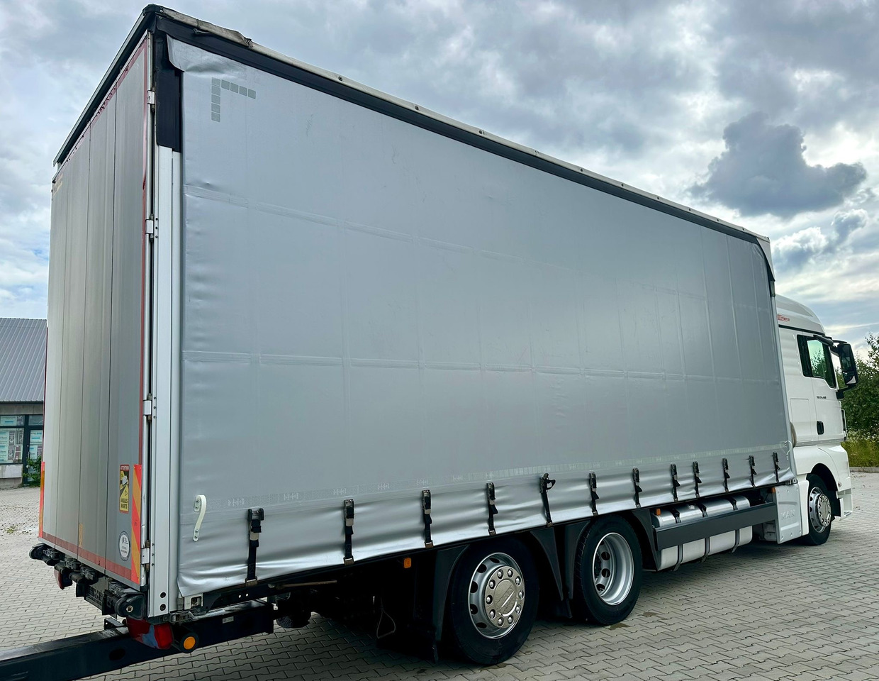 MAN TGX 26.460 / ZESTAW PRZEJAZDOWY / 38 PALET / AUTOMAT / SYPIALKA / PRZYCZEPA WIELTON / 2019 ROK / NISKI PRZEBIEG - Tent veoauto: pilt 5 MAN TGX 26.460 / ZESTAW PRZEJAZDOWY / 38 PALET / AUTOMAT / SYPIALKA / PRZYCZEPA WIELTON / 2019 ROK / NISKI PRZEBIEG - Tent veoauto: pilt 5