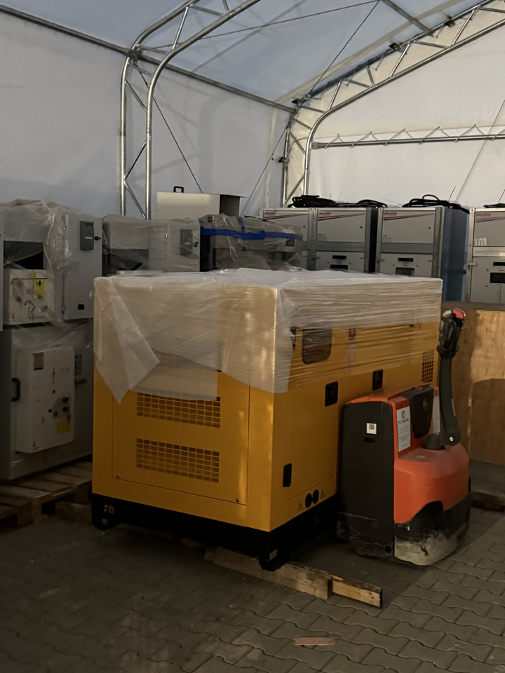IVECO 80 kVA / 65 kW - Generaatorikomplekt: pilt 5 IVECO 80 kVA / 65 kW - Generaatorikomplekt: pilt 5