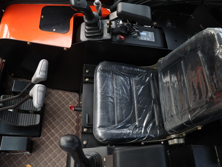 KUBOTA Diesel Mini excavator 2.5 Ton - Müller Machinery MB 25 - VKSH - Miniekskavaator: pilt 4 KUBOTA Diesel Mini excavator 2.5 Ton - Müller Machinery MB 25 - VKSH - Miniekskavaator: pilt 4