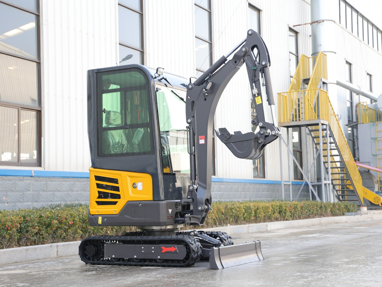 KUBOTA Diesel Mini excavator 2 Ton - Müller Machinery MB 20 - KSH - Miniekskavaator: pilt 5 KUBOTA Diesel Mini excavator 2 Ton - Müller Machinery MB 20 - KSH - Miniekskavaator: pilt 5