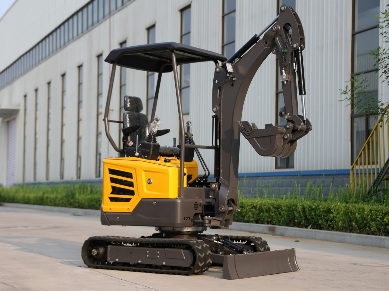 KUBOTA Diesel Mini excavator 2 Ton - Müller machinery MB 20 - SH - Miniekskavaator: pilt 4 KUBOTA Diesel Mini excavator 2 Ton - Müller machinery MB 20 - SH - Miniekskavaator: pilt 4