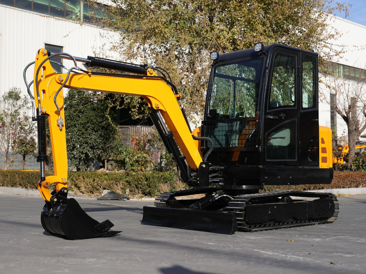 KUBOTA Diesel Mini excavator 3.5 Ton - Müller Machinery MB 35 - VKSH - Miniekskavaator: pilt 1 KUBOTA Diesel Mini excavator 3.5 Ton - Müller Machinery MB 35 - VKSH - Miniekskavaator: pilt 1