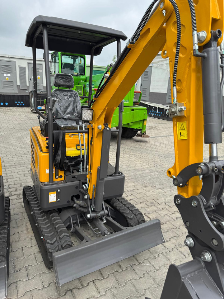 Kubota Diesel Mini excavator 1.8 Ton - Mini excavator MB 18 - SH - Miniekskavaator: pilt 1 Kubota Diesel Mini excavator 1.8 Ton - Mini excavator MB 18 - SH - Miniekskavaator: pilt 1