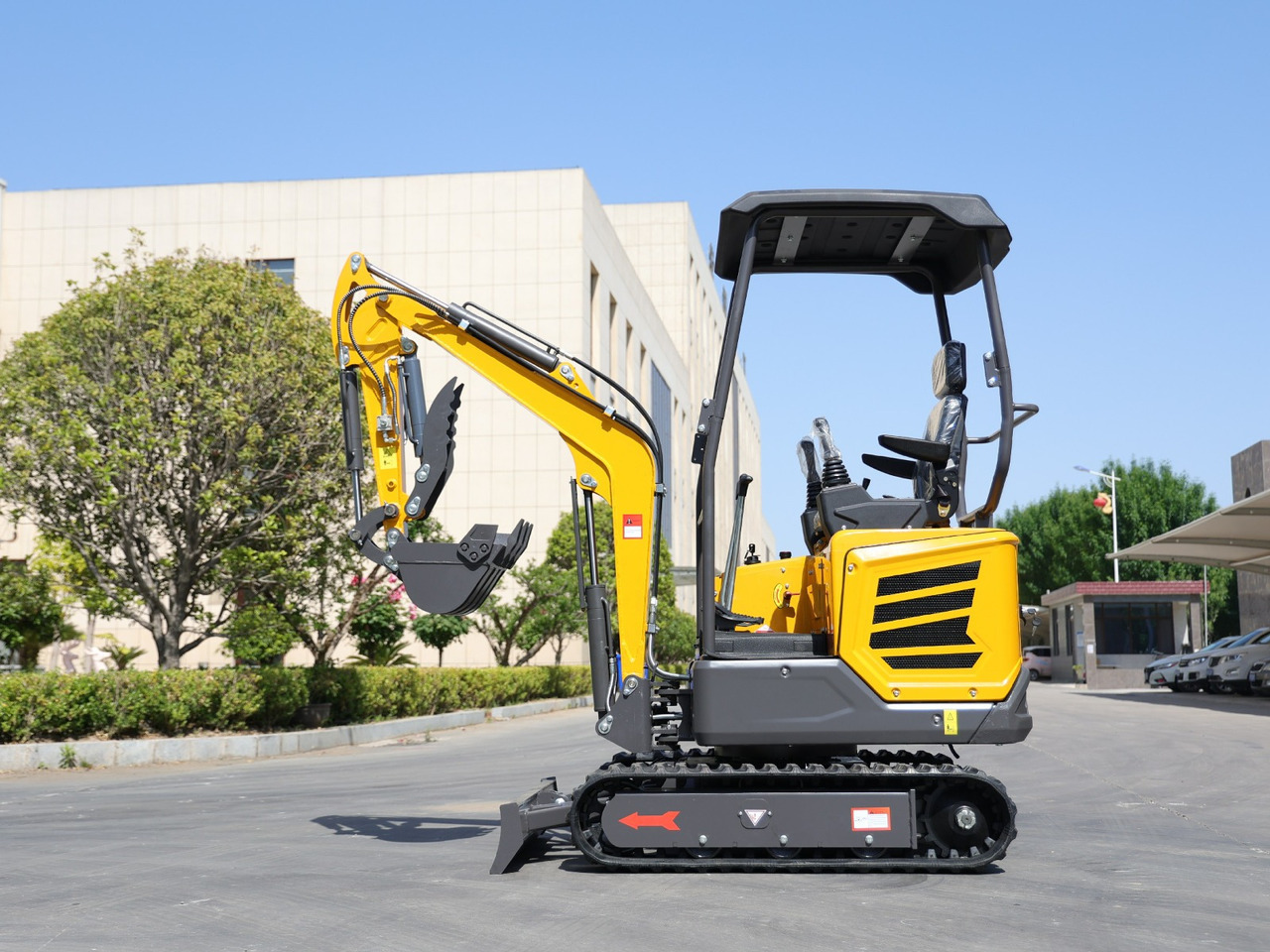 Kubota Diesel Mini excavator 1.8 Ton - Mini excavator MB 18 - SH - Miniekskavaator: pilt 5 Kubota Diesel Mini excavator 1.8 Ton - Mini excavator MB 18 - SH - Miniekskavaator: pilt 5