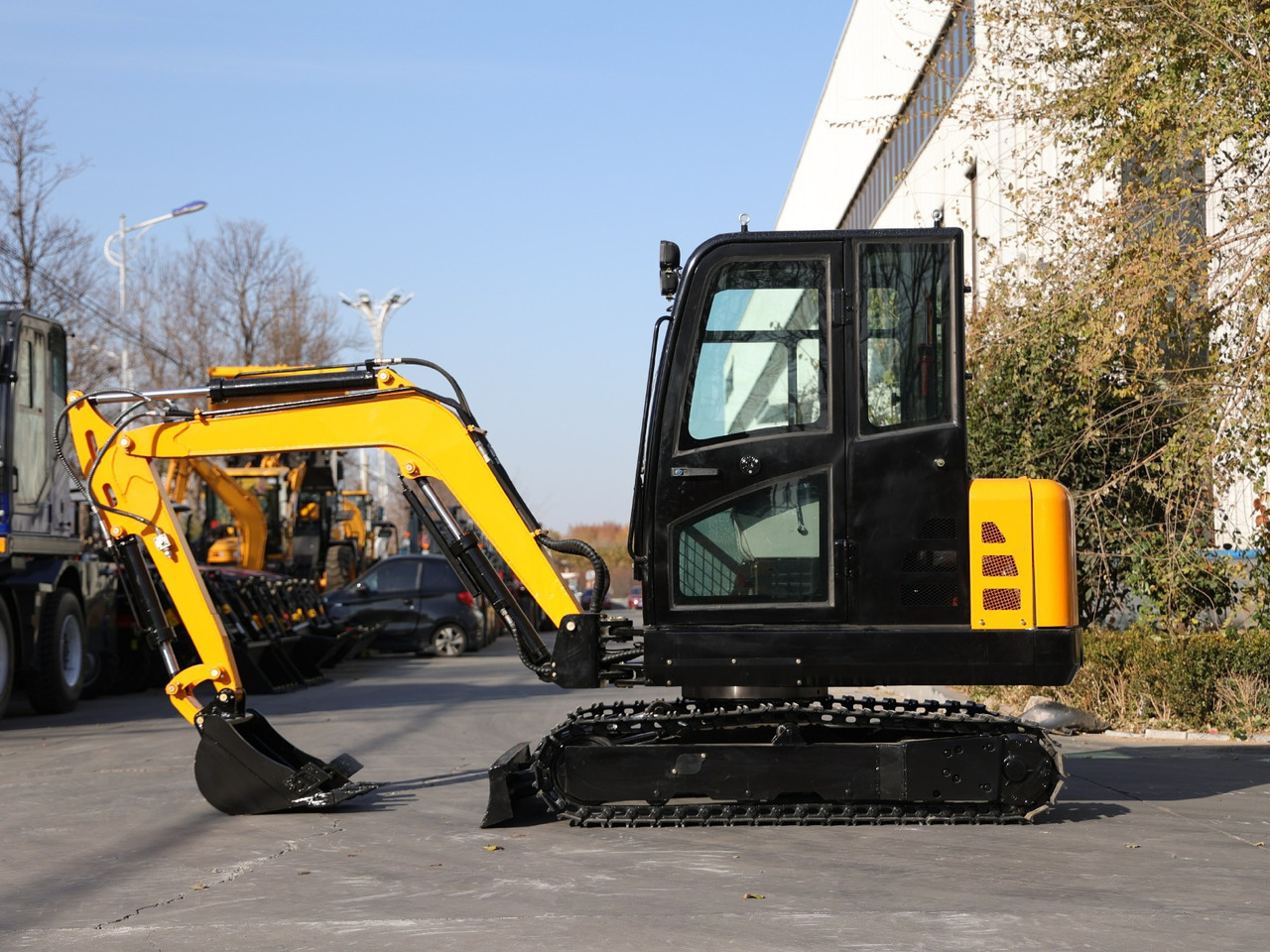 Müller Machinery - Xinchai 4D32 Motor Diesel Mini excavator 3.5 Ton - Müller Machinery MB 35 - VKSH - Miniekskavaator: pilt 1 Müller Machinery - Xinchai 4D32 Motor Diesel Mini excavator 3.5 Ton - Müller Machinery MB 35 - VKSH - Miniekskavaator: pilt 1