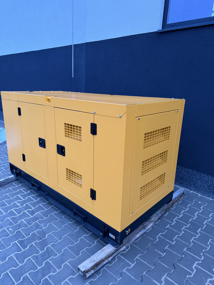 PERKINS 100 kVA / 80 kW - Generaatorikomplekt: pilt 3 PERKINS 100 kVA / 80 kW - Generaatorikomplekt: pilt 3