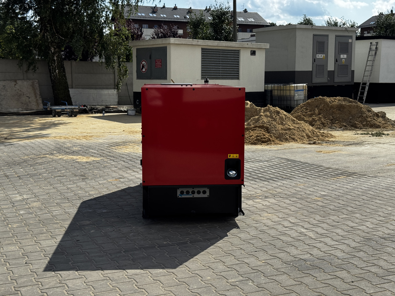 PERKINS 60 kVA / 48 kW - Generaatorikomplekt: pilt 3 PERKINS 60 kVA / 48 kW - Generaatorikomplekt: pilt 3