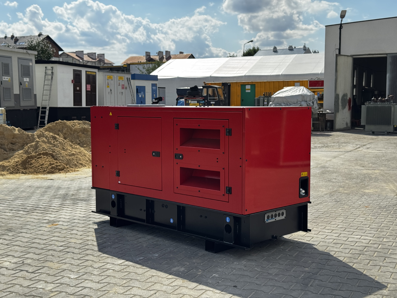 PERKINS 60 kVA / 48 kW - Generaatorikomplekt: pilt 4 PERKINS 60 kVA / 48 kW - Generaatorikomplekt: pilt 4