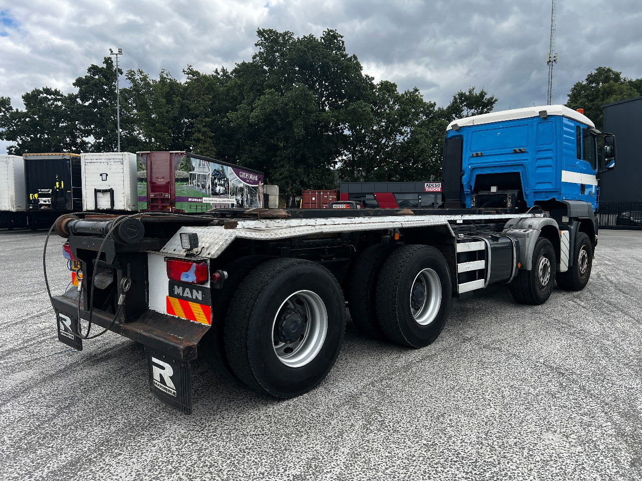 MAN TGS 41.480 8x4, Retarder, Euro 5 - Konteinerveduk/ Tõstukiga veoauto: pilt 4 MAN TGS 41.480 8x4, Retarder, Euro 5 - Konteinerveduk/ Tõstukiga veoauto: pilt 4