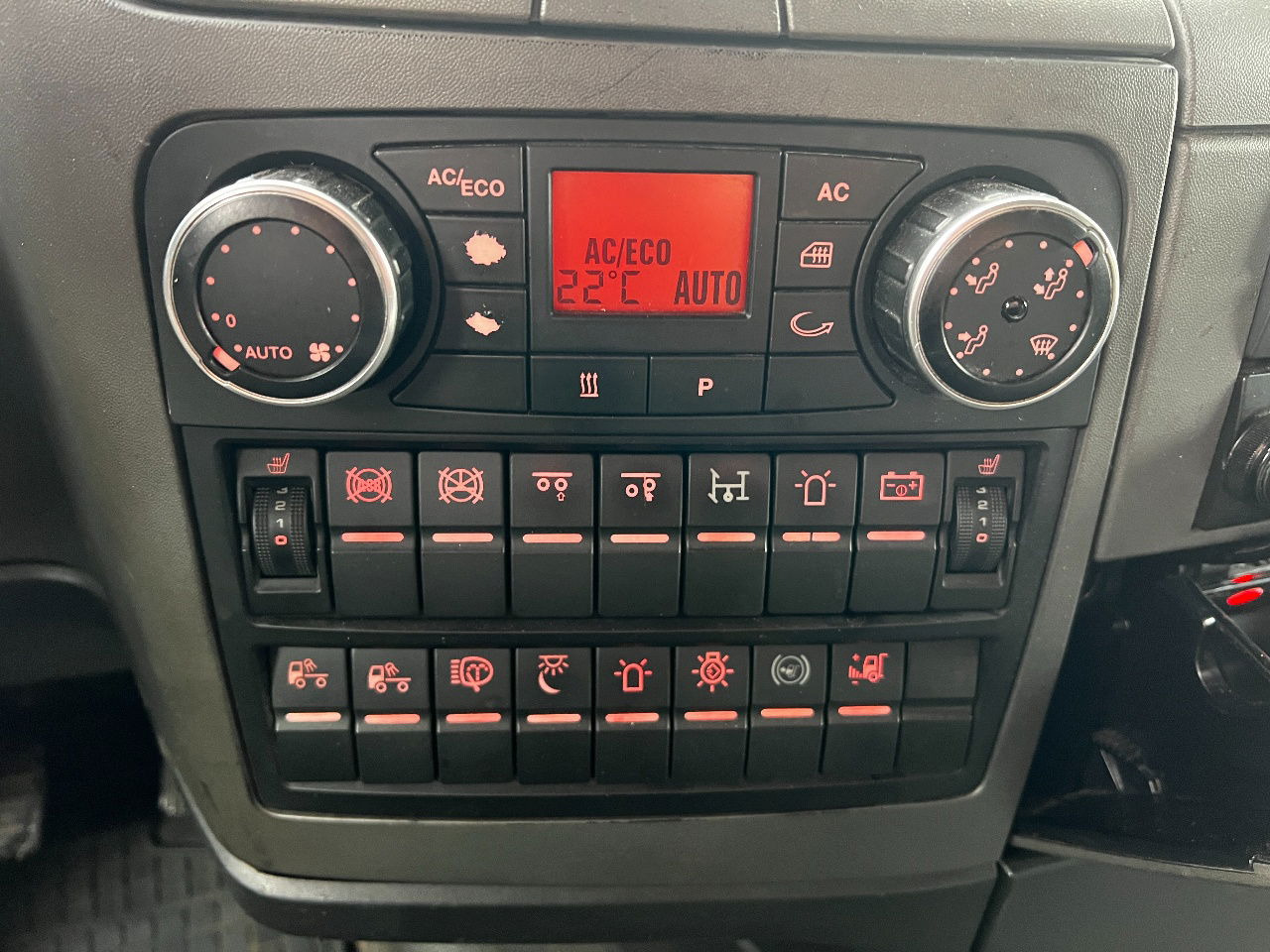 Madelveok/ Platvormveok MAN TGX 26.480 XLX 6x2, Retarder, Full air susp: pilt 14