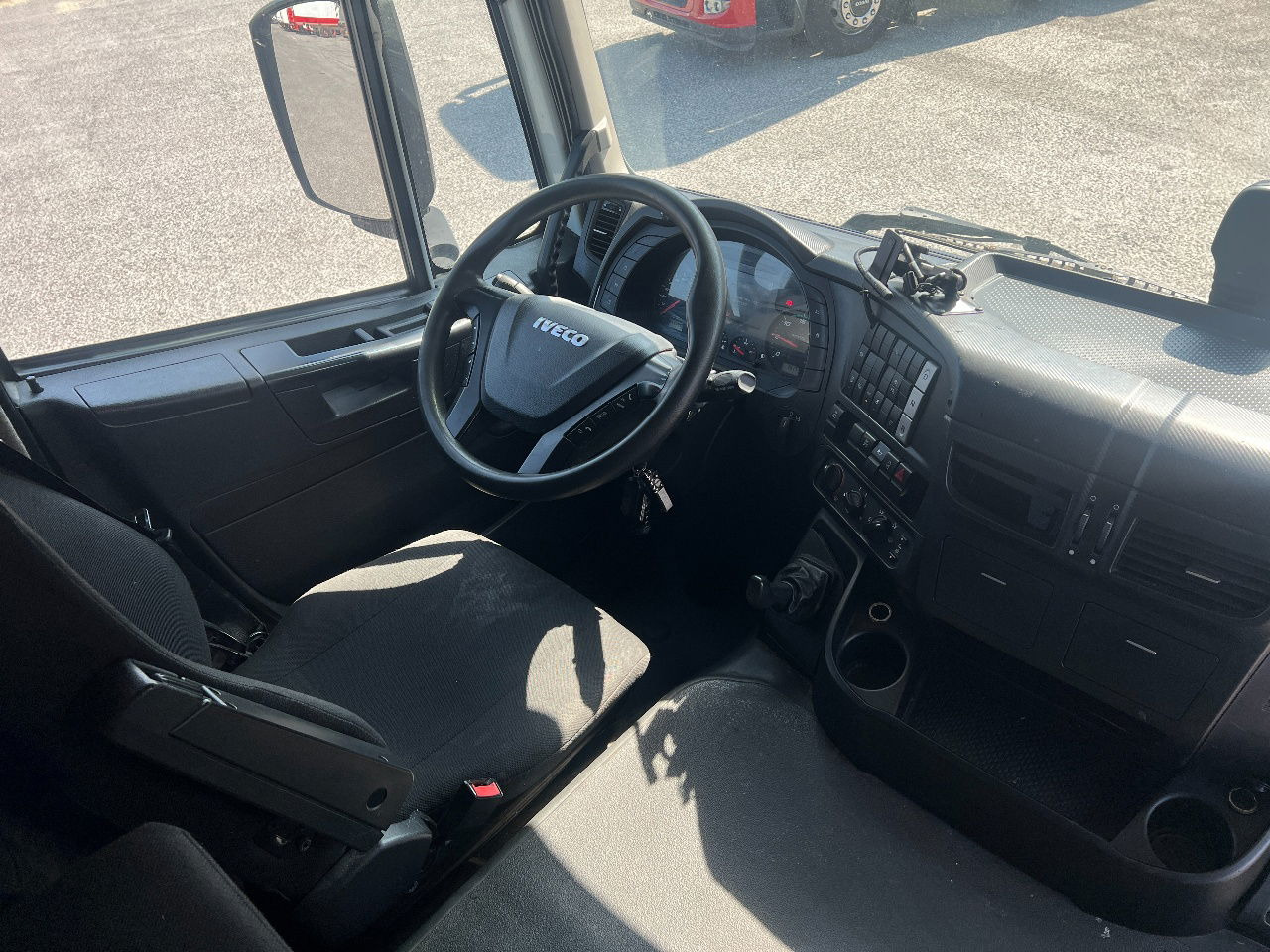 Sadulveok Iveco Stralis 360 Active Time, Euro 6: pilt 14