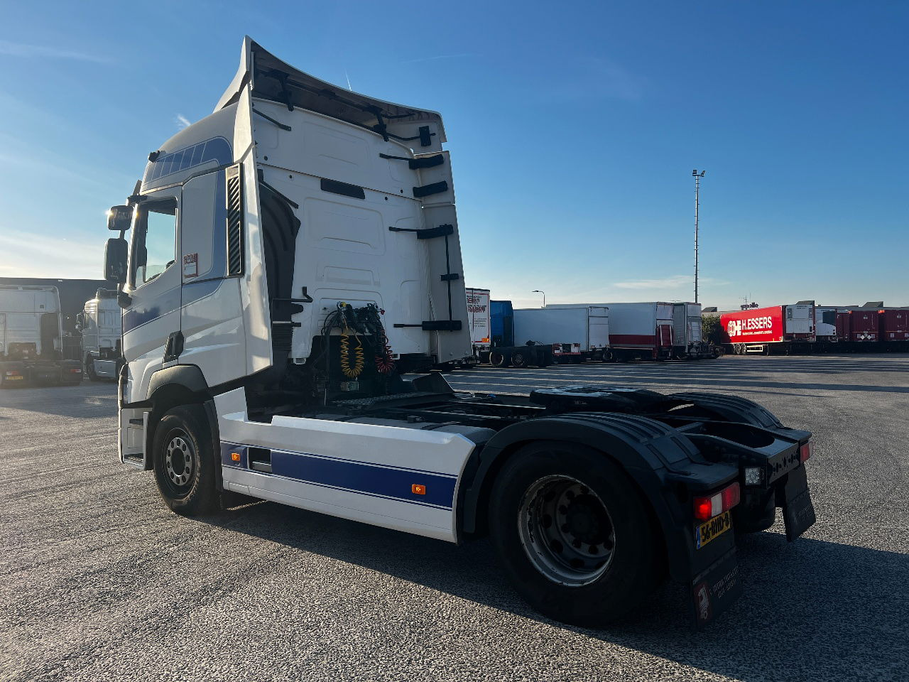 Renault T430 EUro 6, Full spoilers - Sadulveok: pilt 4 Renault T430 EUro 6, Full spoilers - Sadulveok: pilt 4