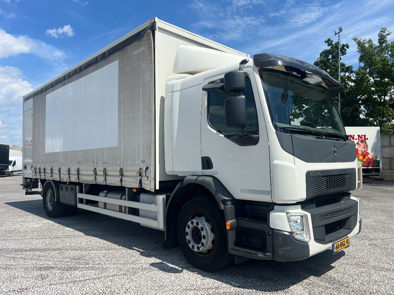 Volvo FE 250 Euro 6, 19T - Tent veoauto: pilt 2 Volvo FE 250 Euro 6, 19T - Tent veoauto: pilt 2