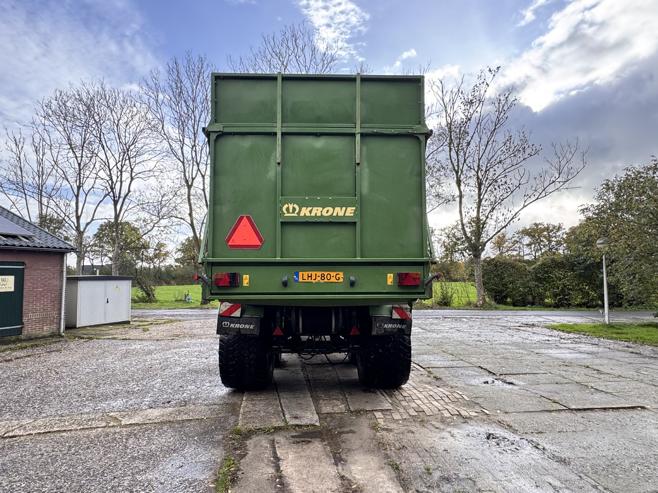 KRONE MX 350 GL - Iselaadiv vanker: pilt 4 KRONE MX 350 GL - Iselaadiv vanker: pilt 4