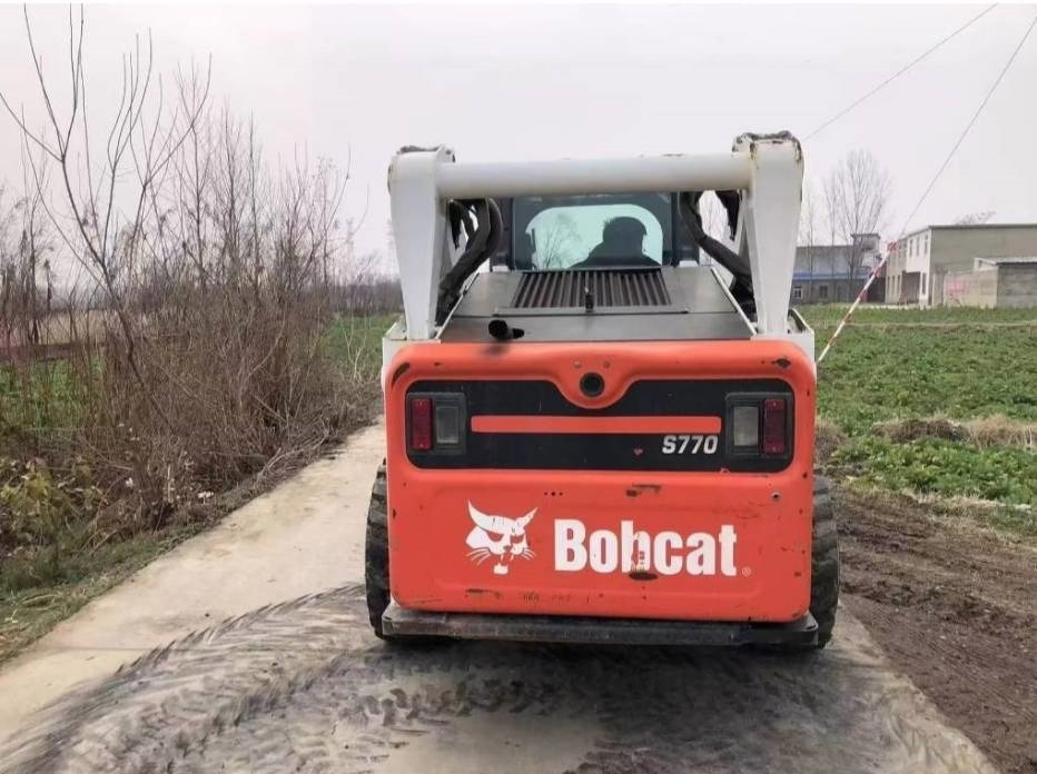 Bobcat S 770 - Kompaktlaadur: pilt 4 Bobcat S 770 - Kompaktlaadur: pilt 4