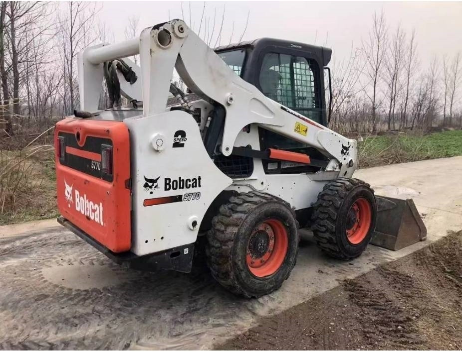 Bobcat S 770 - Kompaktlaadur: pilt 2 Bobcat S 770 - Kompaktlaadur: pilt 2