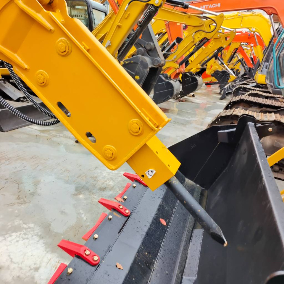 CAT 100% new caterpillar 420 F - Ekskavaator-laadur: pilt 2 CAT 100% new caterpillar 420 F - Ekskavaator-laadur: pilt 2