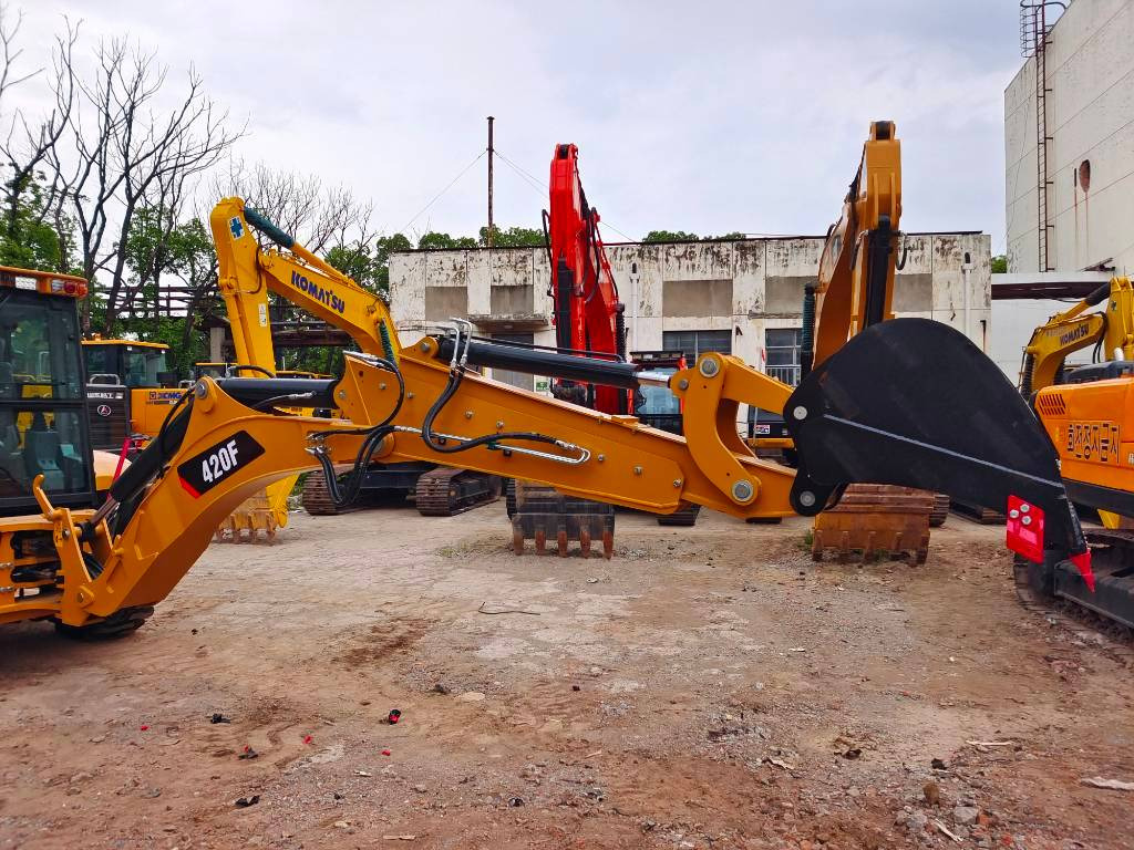 CAT 100% new caterpillar 420 F - Ekskavaator-laadur: pilt 3 CAT 100% new caterpillar 420 F - Ekskavaator-laadur: pilt 3