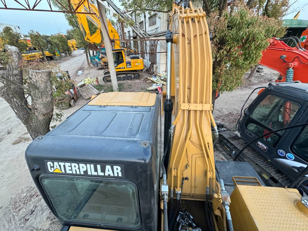 CAT 320 D Engine C7.1 - Lintekskavaator: pilt 2 CAT 320 D Engine C7.1 - Lintekskavaator: pilt 2