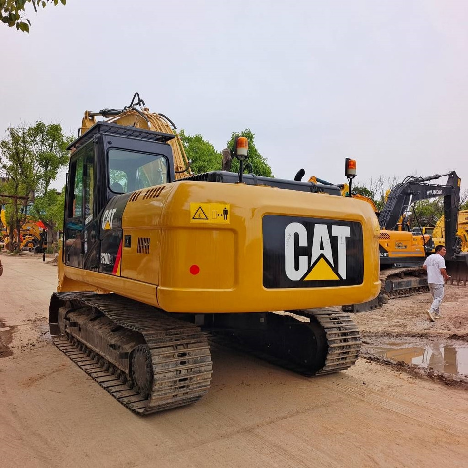 CAT 320 D - Lintekskavaator: pilt 3 CAT 320 D - Lintekskavaator: pilt 3
