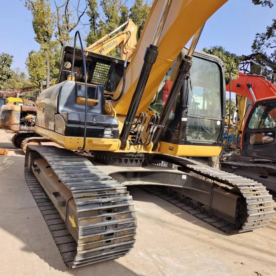 CAT 320 D L - Lintekskavaator: pilt 4 CAT 320 D L - Lintekskavaator: pilt 4