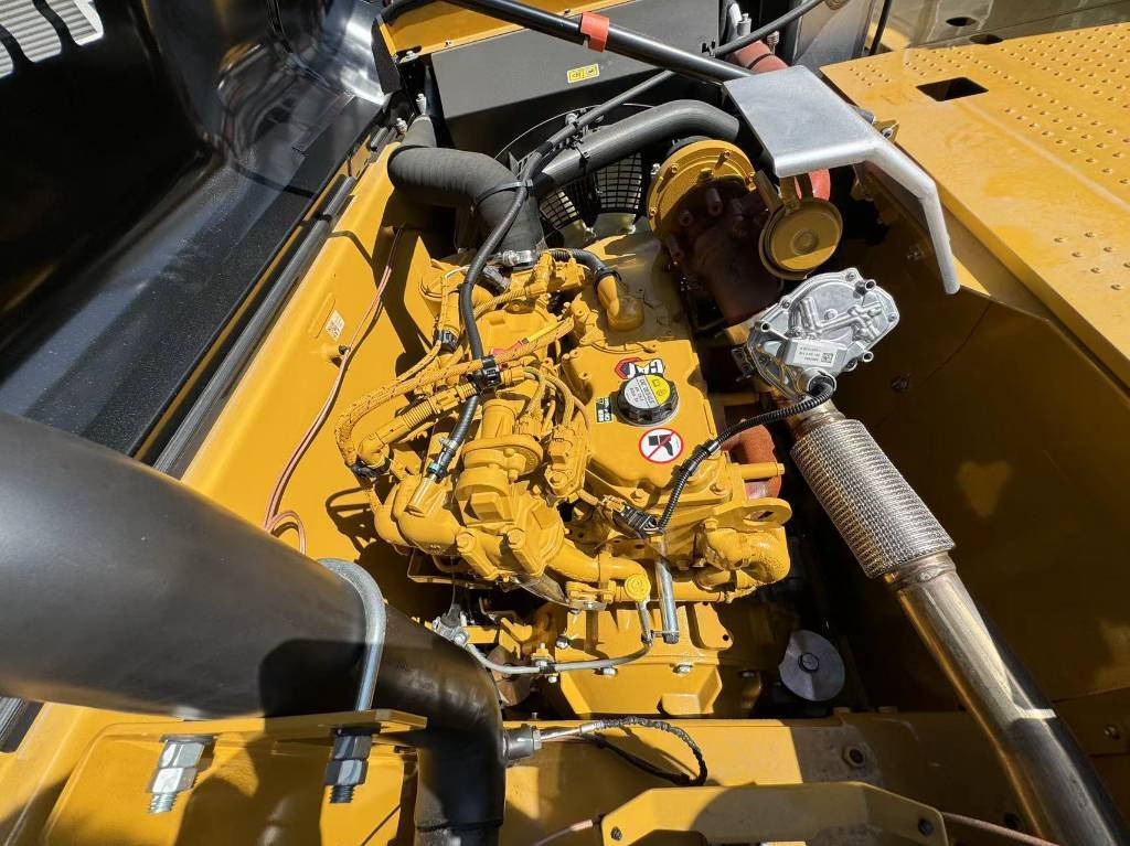 CAT 320GX - Lintekskavaator: pilt 2 CAT 320GX - Lintekskavaator: pilt 2