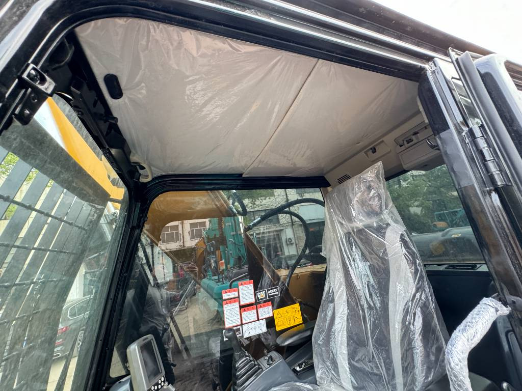 Lintekskavaator CAT 324 D2 L: pilt 6