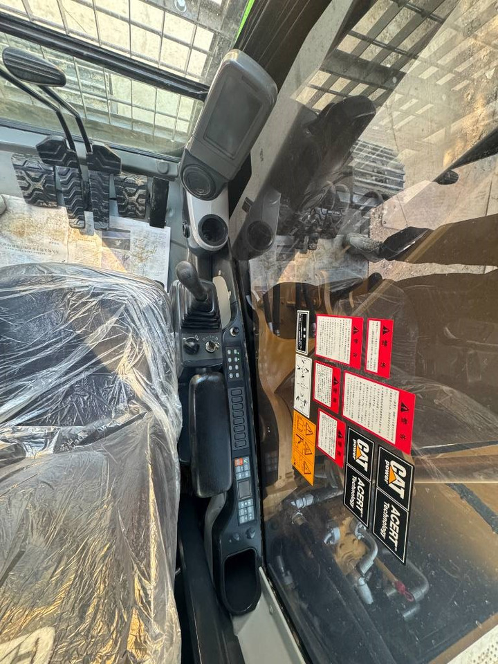CAT 330 D L - Lintekskavaator: pilt 2 CAT 330 D L - Lintekskavaator: pilt 2