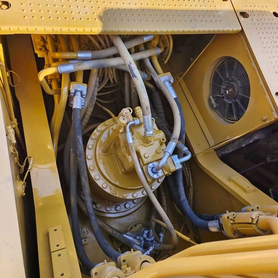 CAT 336 D L - Lintekskavaator: pilt 5 CAT 336 D L - Lintekskavaator: pilt 5