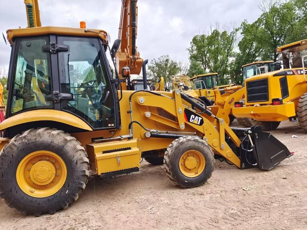 CAT 420 F BRAND NEW MACHINE - Ekskavaator-laadur: pilt 5 CAT 420 F BRAND NEW MACHINE - Ekskavaator-laadur: pilt 5
